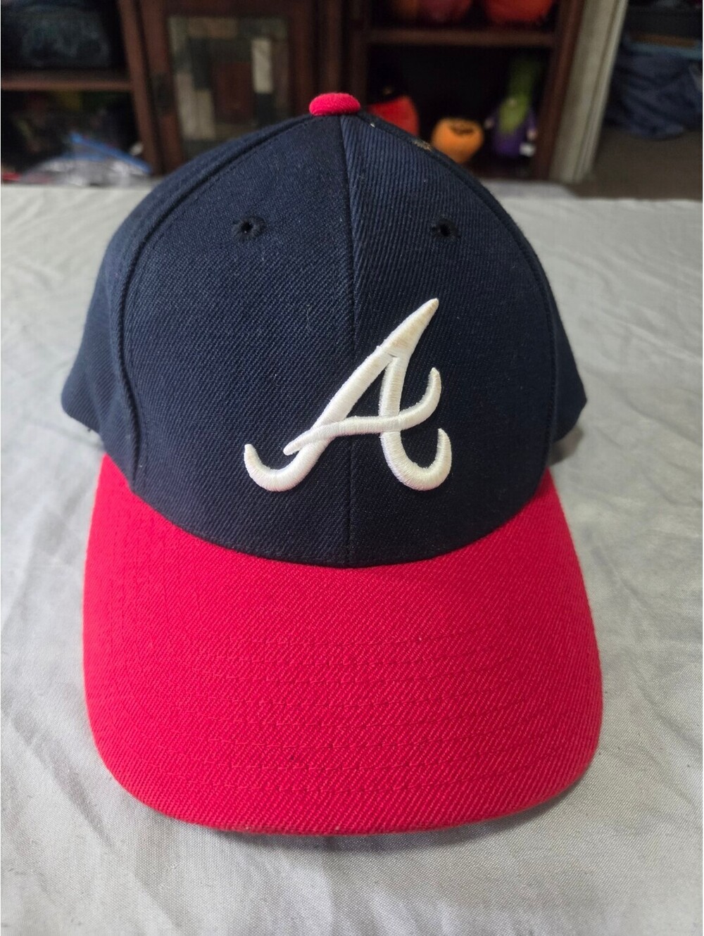 Vintage 90s Atlanta Braves Logo Athletic Snapback Hat Navy Red MLB Wool Cap